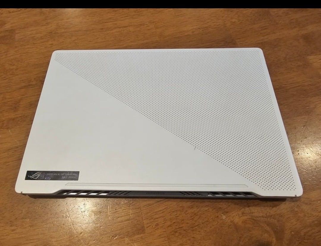 ASUS ROG G14 ZEPHYRUS