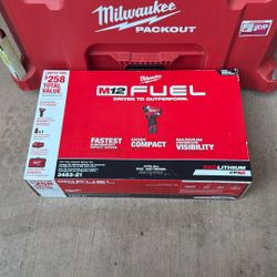 Milwaukee Fuel M 12 Hex Impact Driver Kit ( 1/4 ) Battery 2.0 ah Charger + Carrying Case 