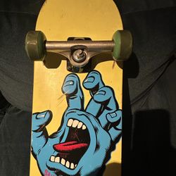 Santa Cruz Screaming Hand Skateboard