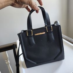 Black Steve Madden Stevemadden Handbag Purse Satchel Cross body Bag 