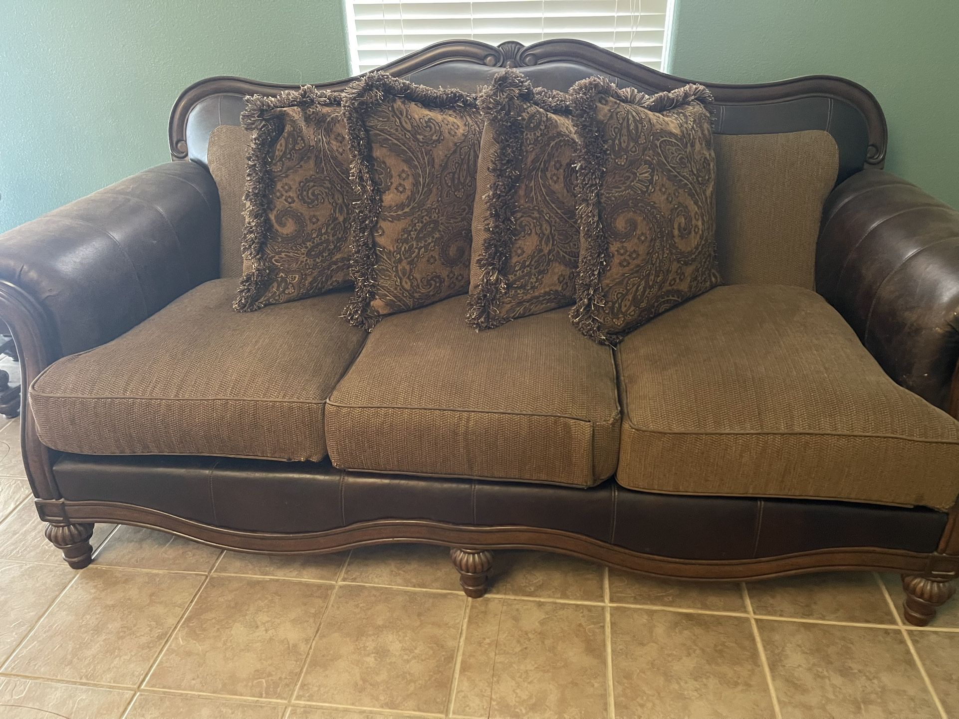 Sofa Set with Tables All Together