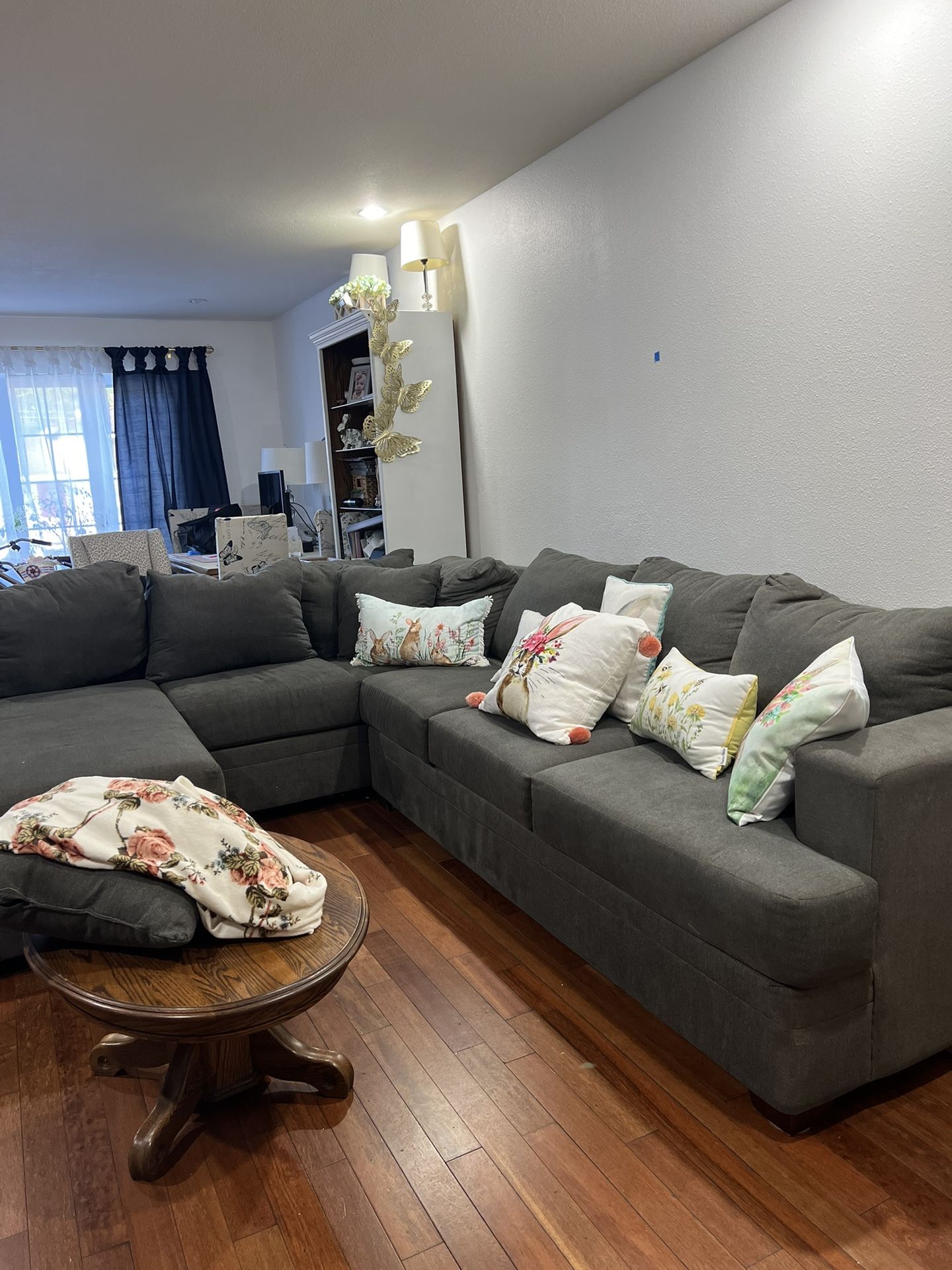 Gray Sectional Couch 