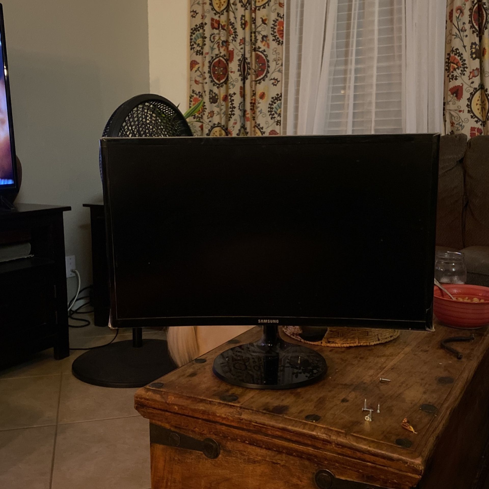 24” Samsung Monitor