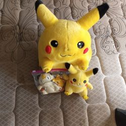4 Vintage Pokemon's 1(contact info removed). Item Consist Of One Rare Larger Pokemon, And 3 Smaller Ones. 
