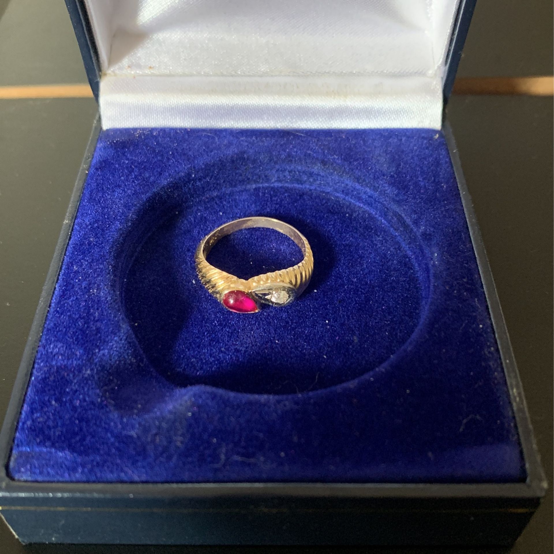 14k Gold Ring Sz 5 1/2