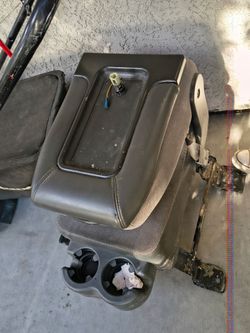 06 GMC Sierra parts
