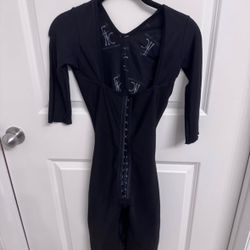 Faja compression bodysuit garment (like new)