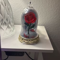 Belle Disney Wallflower 