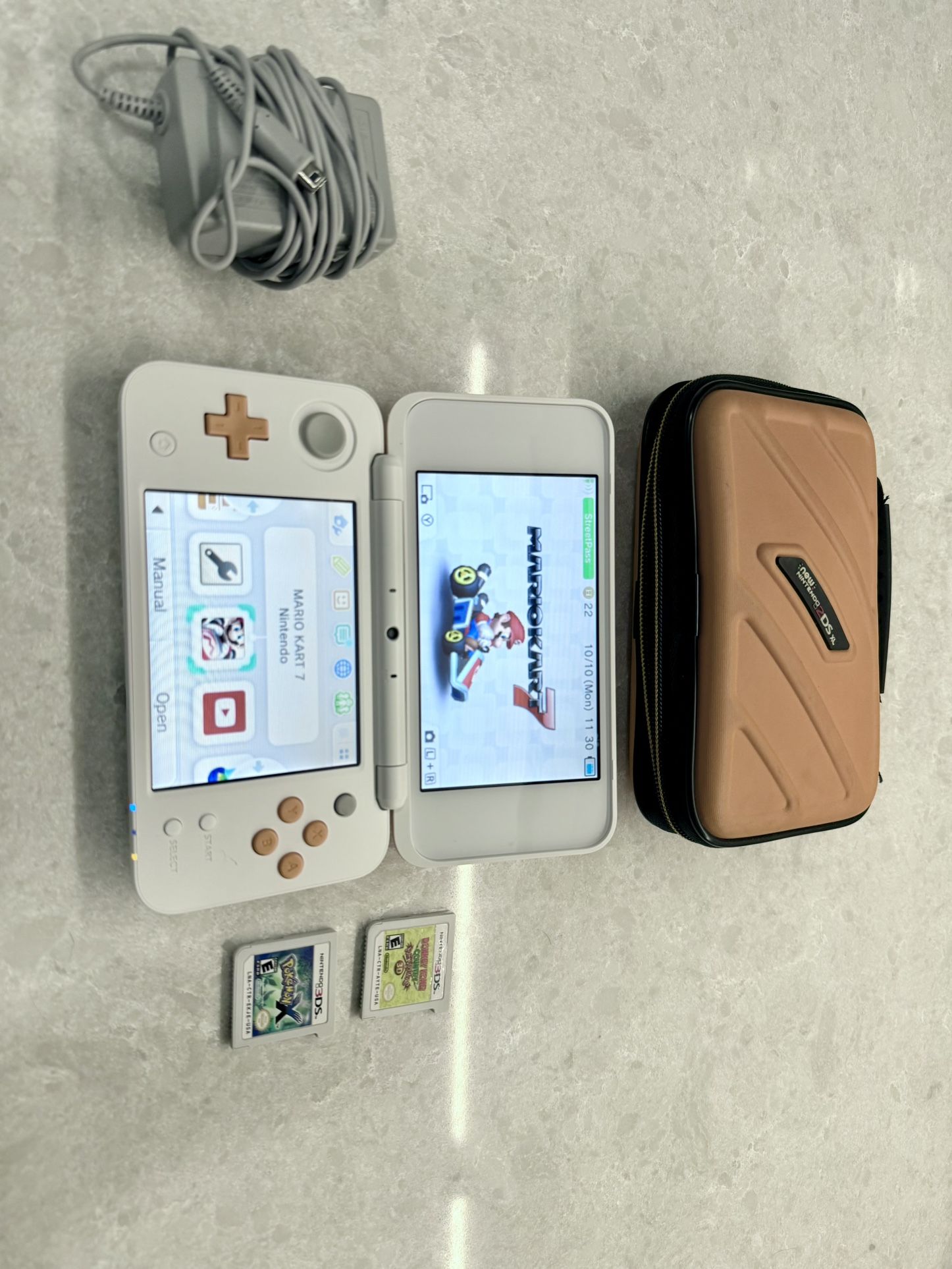 Nintendo 2DS XL