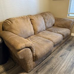 FREE COUCH