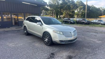 2010 Lincoln MKT