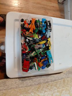 62 hot wheels pick up only