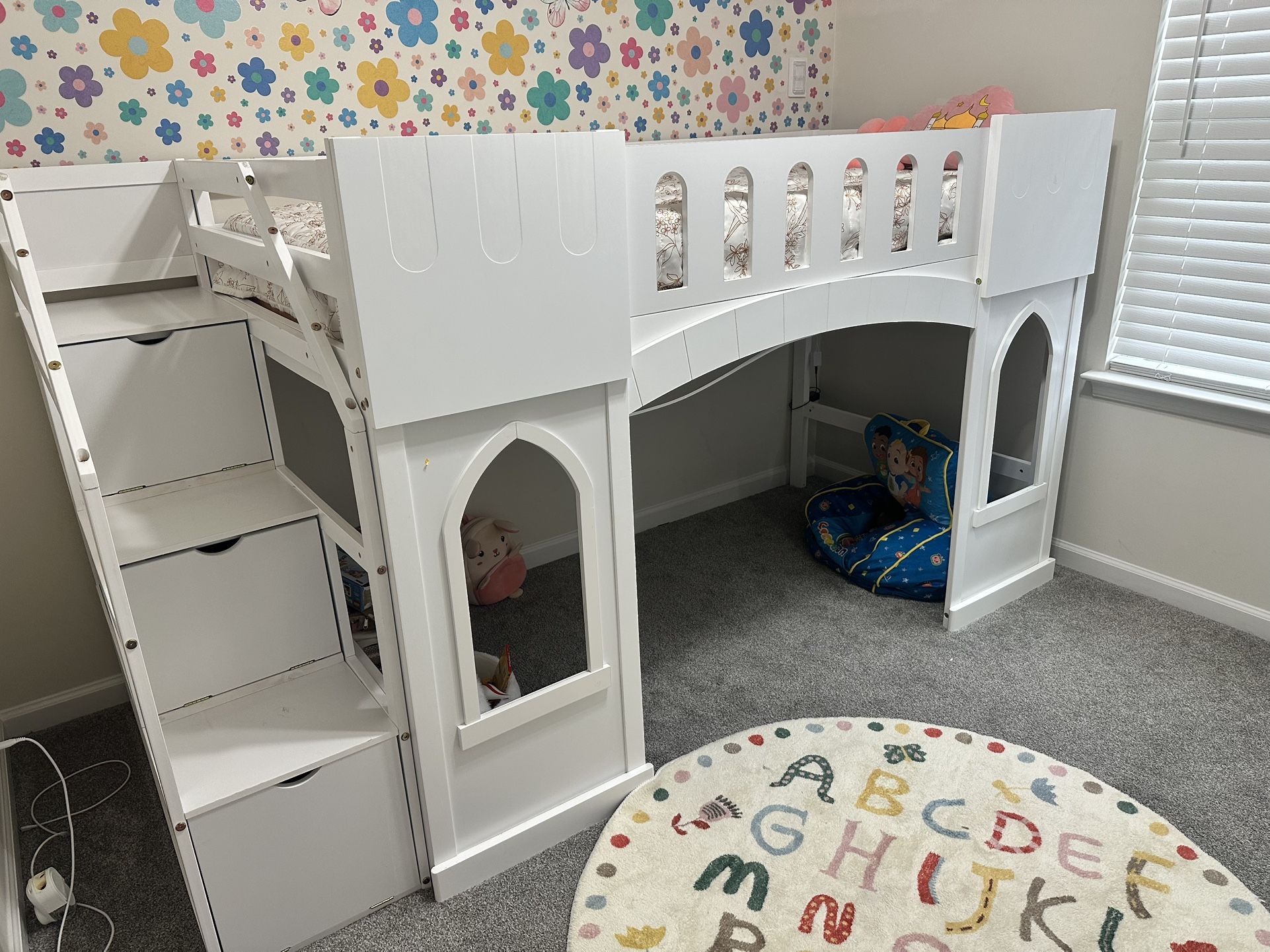 Twin Size Castle Design Loft Bed