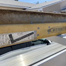Heavy duty ladder 28feet