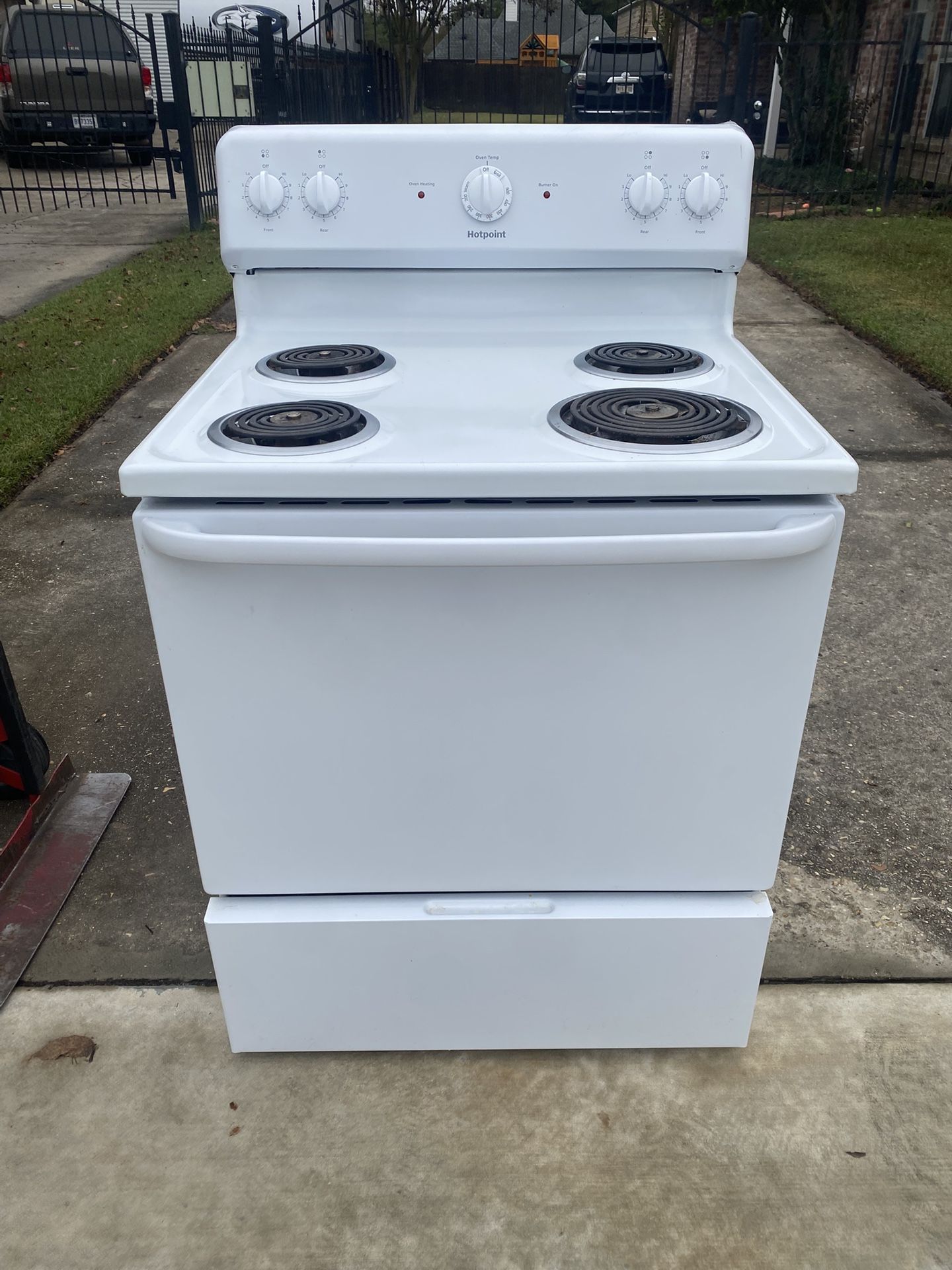 HotPoint Electric Range***Great Deal***