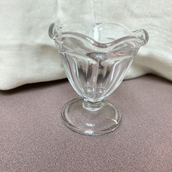 Vintage Anchor Hocking Clear Glass Ice Cream Dishes Bowl
