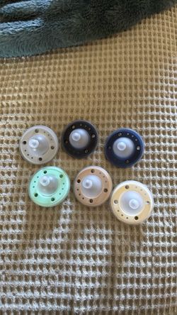 Ninni Co Pacifiers