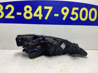 2018 2019 2020 CHRYSLER PACIFICA HEADLIGHT LEFT SIDE