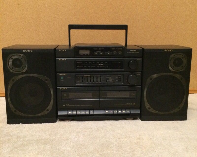 Vintage Sony CFD-460 AM/FM Stereo CD Dual Cassette Boombox w/Graphic Equalizer