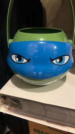 Teenage Mutant NINJA TURTLES Halloween Candy Figural Plastic BUCKET