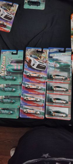 HOT WHEELS EXCLUSIVES