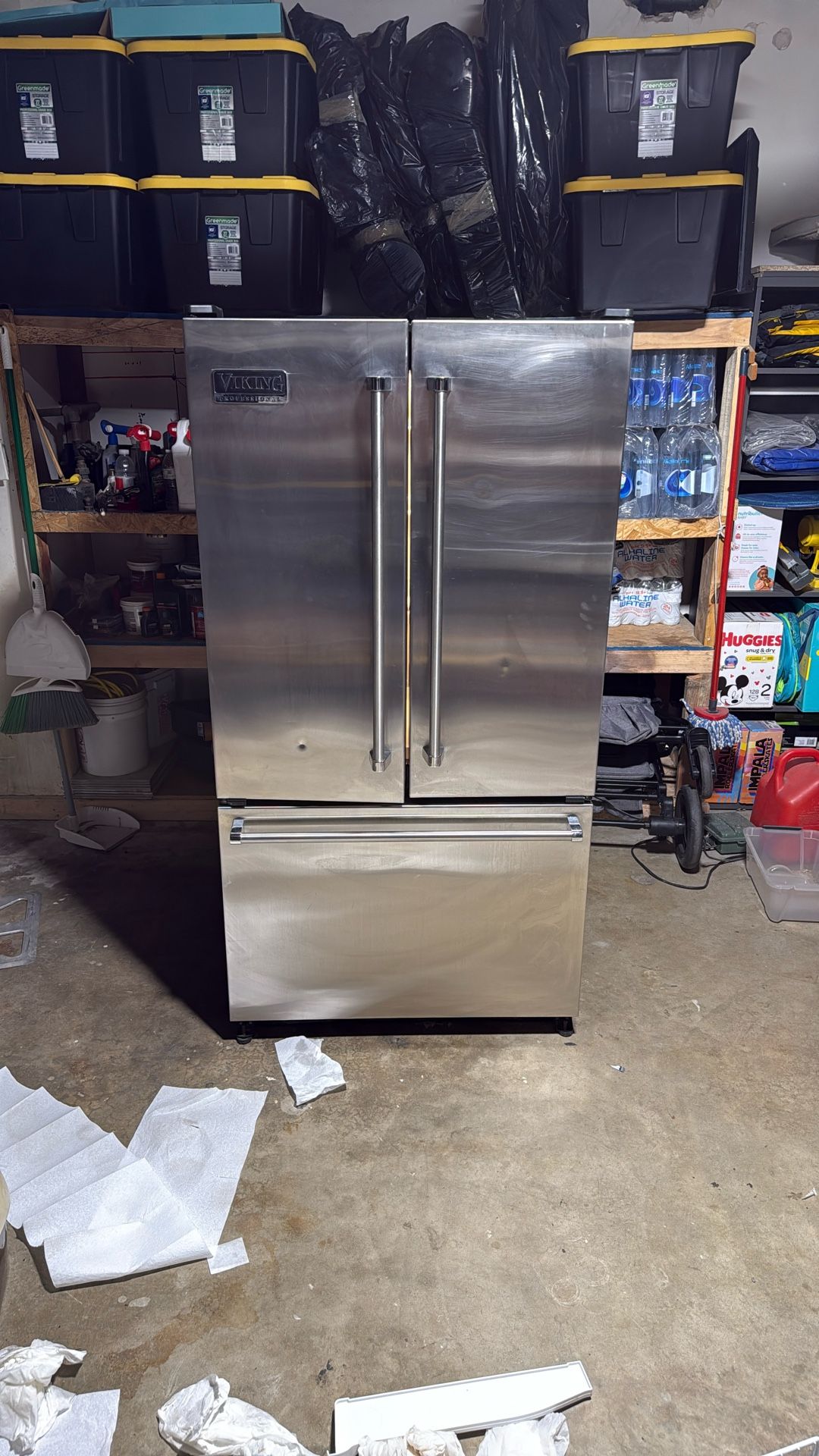 VIKING REFRIGERATOR