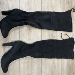 Women’s 8.5 Steve Madden “Gorgeous” Over The Knee Black Boots - Faux Suede 
