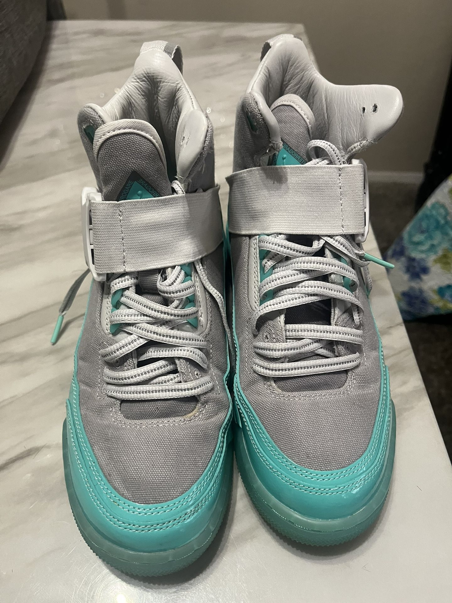 Nike Air Jordan 3 Retro Tropical Twist