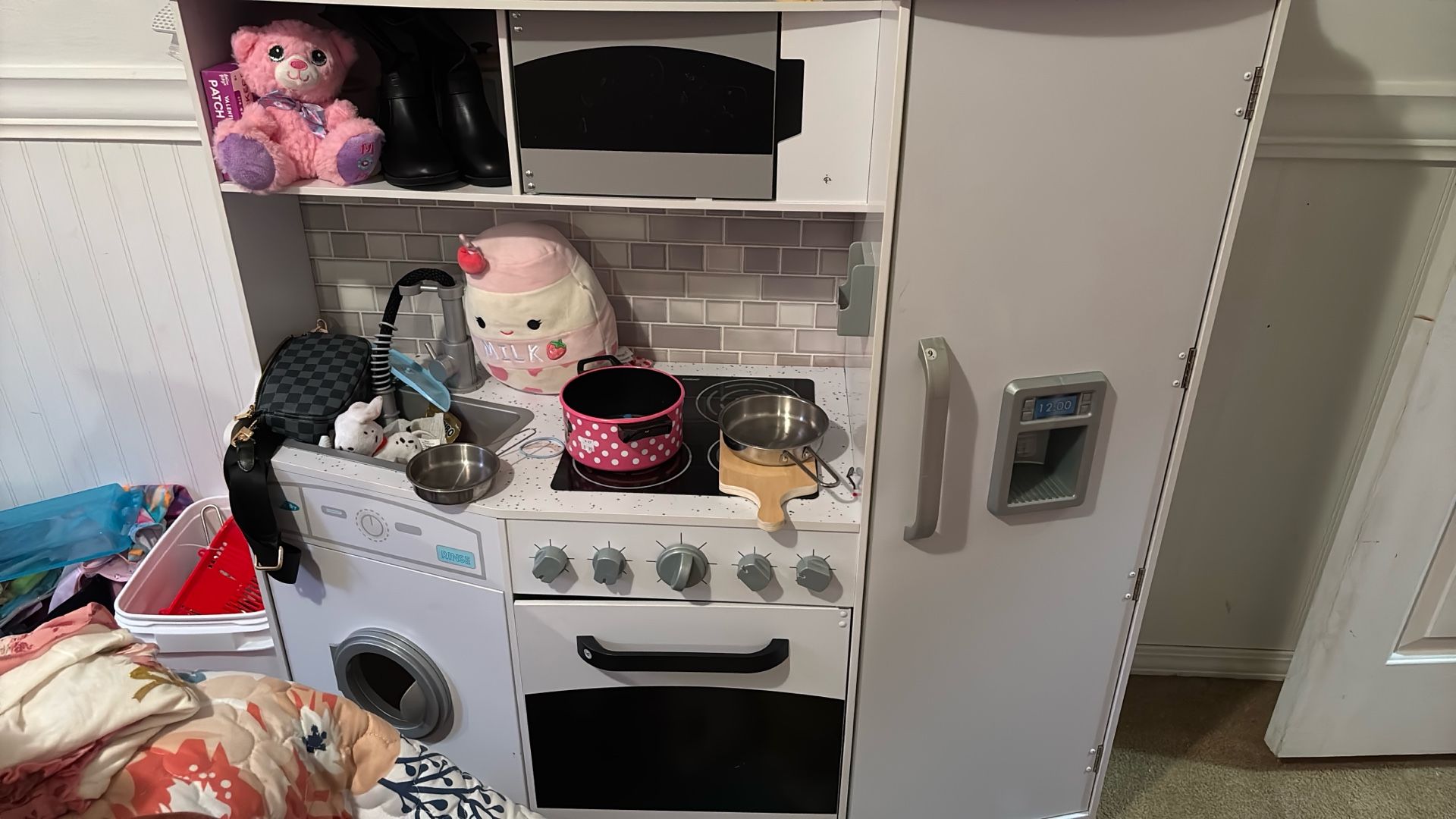 barbie ,van plane.