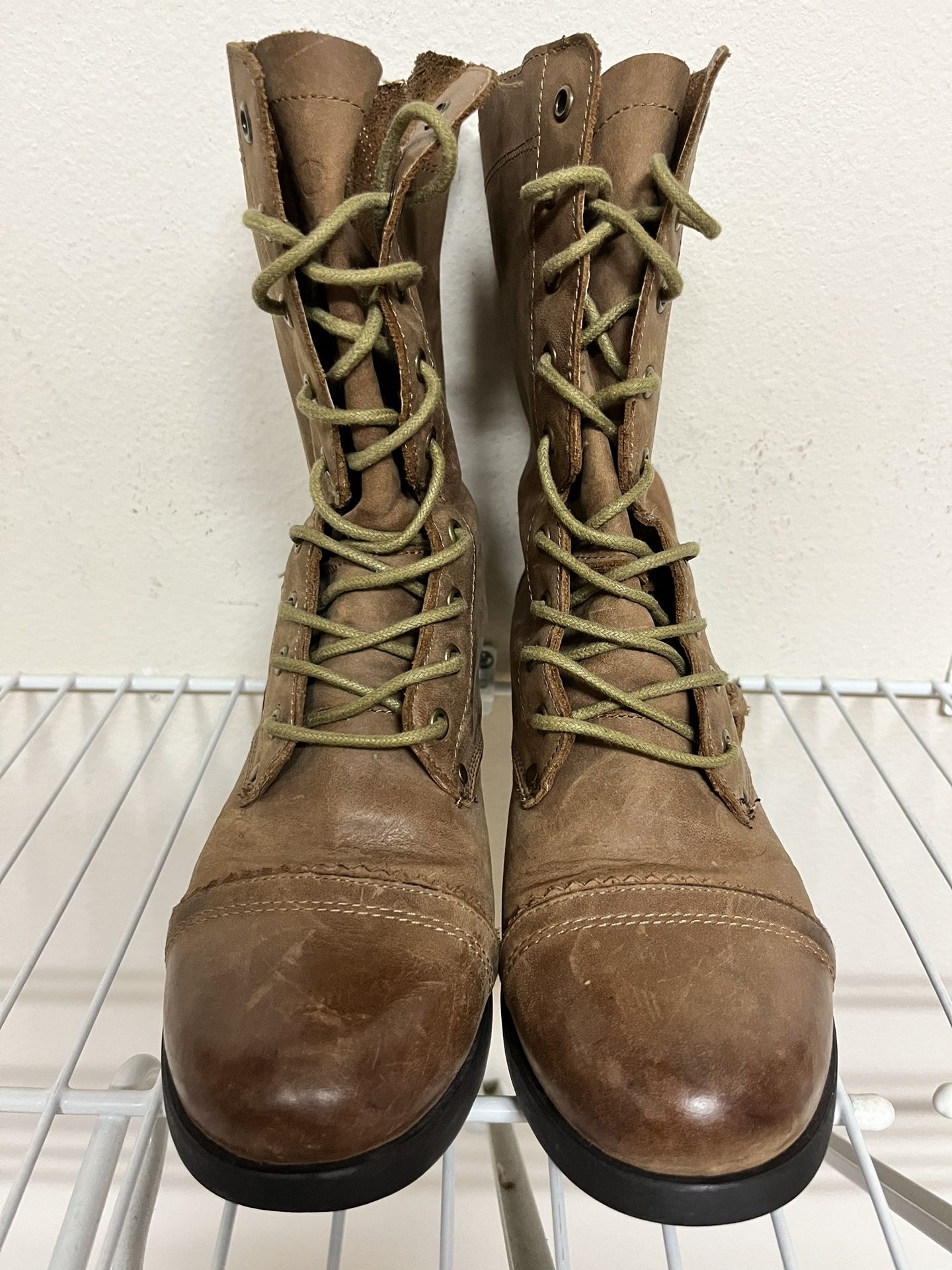 Womens Aldo Boots! Good Condition!