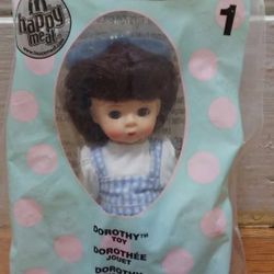 Mcdonalds Happy Meal Toys 2007 Madame Alexander Dorothy Toy Almost Fully Sealed. 
