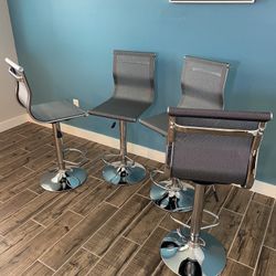 New 4 Gray Mesh Bar Stools 