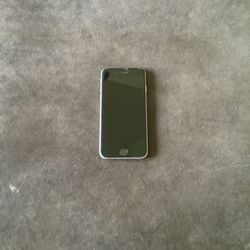 iPhone 6s / Small Crack Top Left 