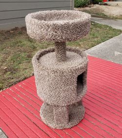 Cat Condo! Multi Level Carpeted Cat Tower, Good Condition!