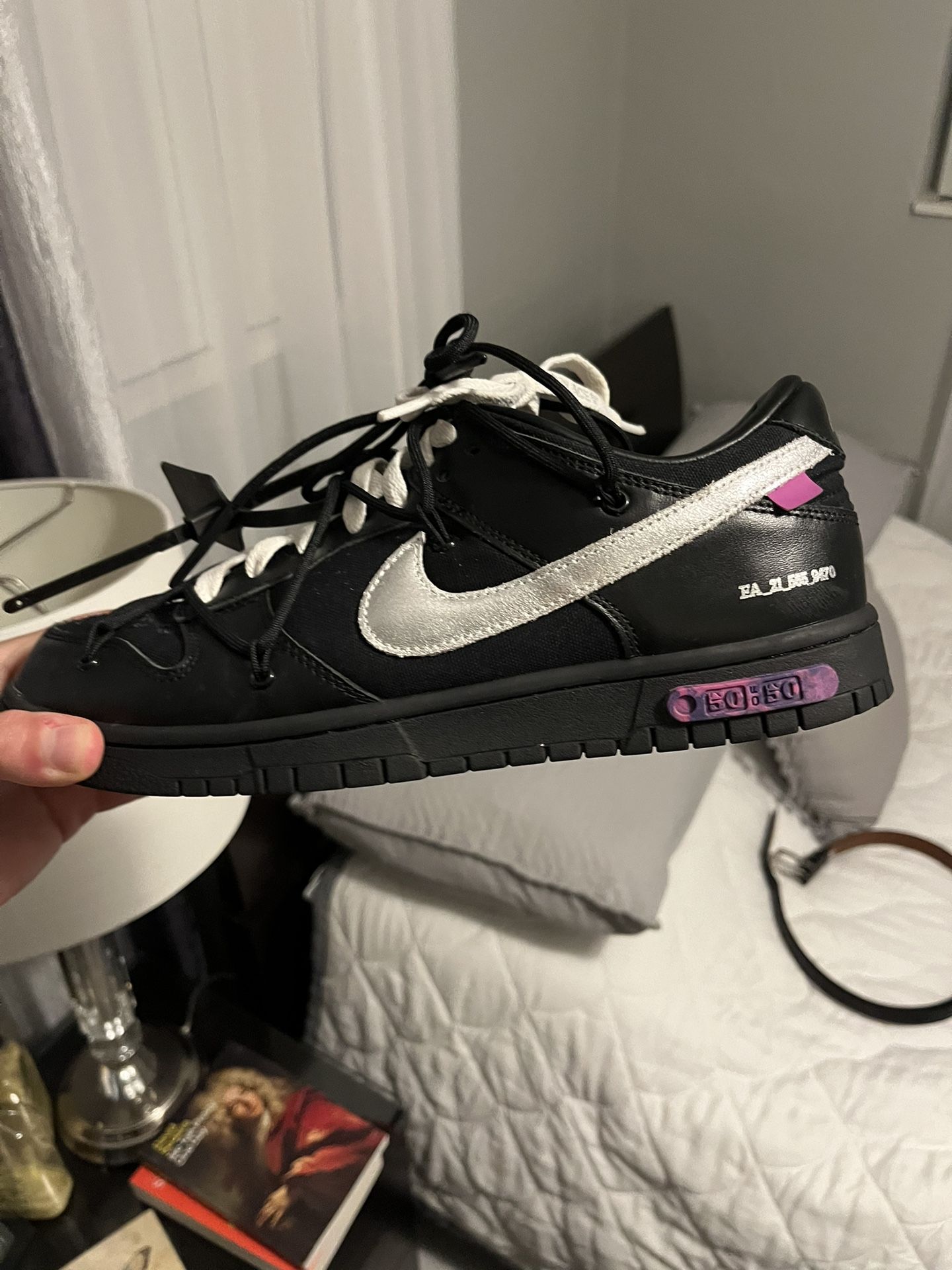 Off White Lot 50