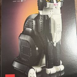 LEGO Ideas Tuxedo Cat - Building Sets 21349
