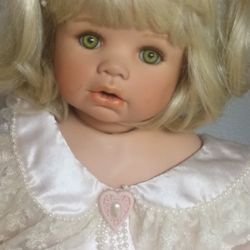 VINTAGE MASTERPIECE DOLL BY ARTIST MONICA LEVENIG 28" DOLL RARE