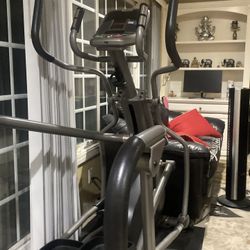 ASG Fitness 18.1 AXT ACCENT TRAINER Elliptical Workout Machine (Working)