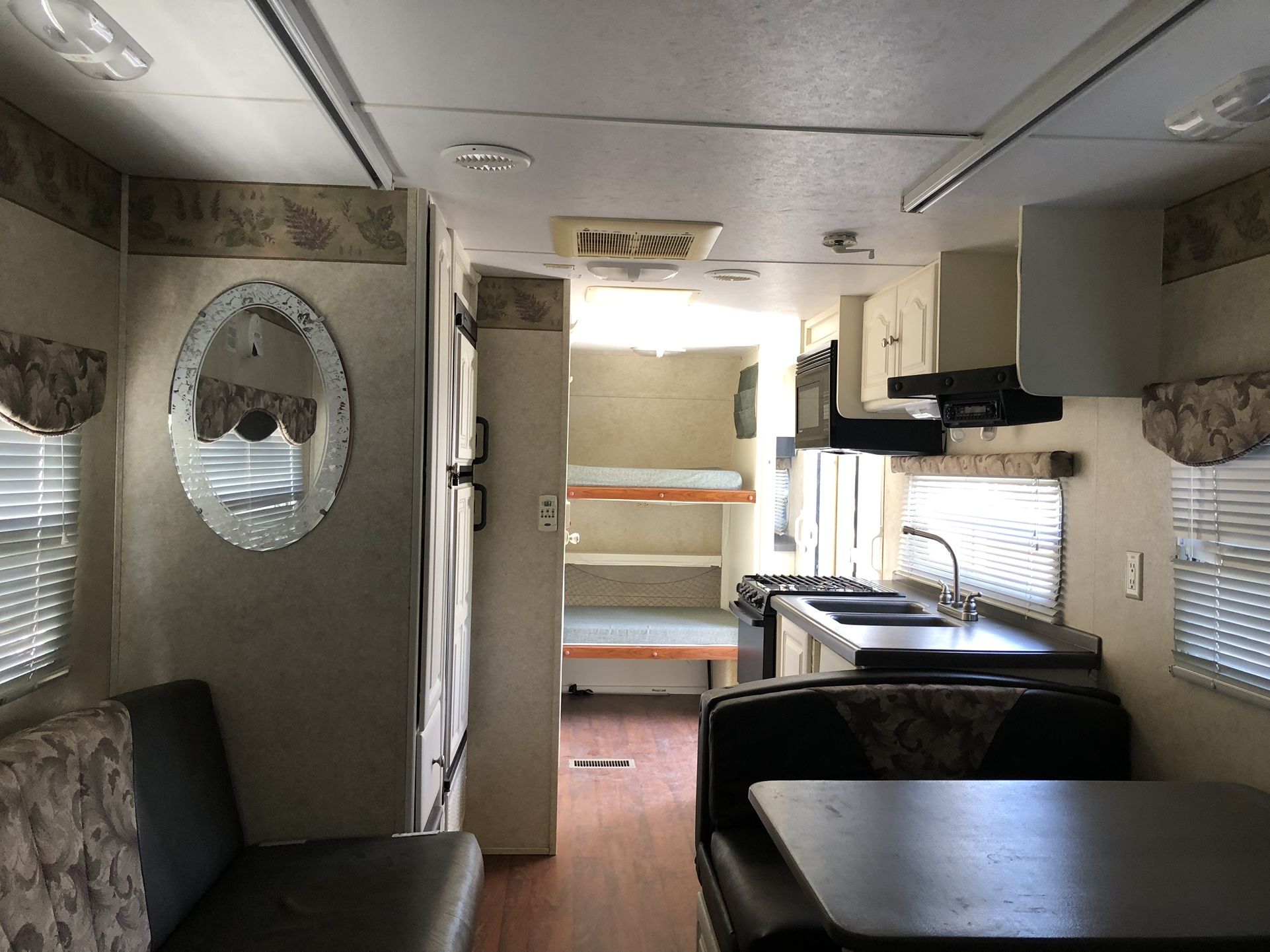 Travel Trailer 2005 Outback 21RS for Sale in Visalia, CA OfferUp