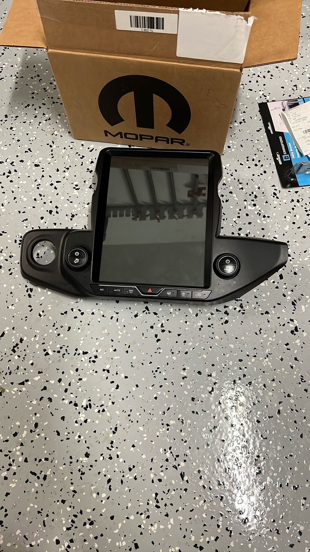 18-24 Jeep wrangler JL Stereo Head Unit Screen Tesla Style