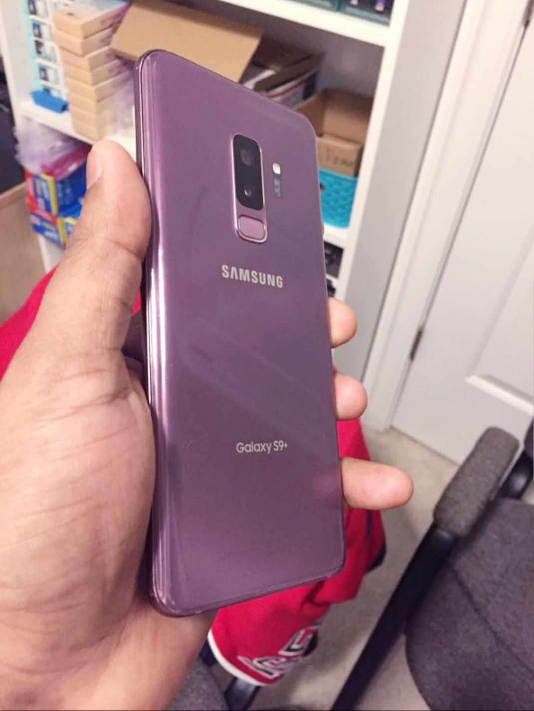 Samsung Galaxy | S9+ | Factory Unlocked | Works For Any SIM Company Carrier | Works For Locally & INTERNATIONALLY | Like Almost New...