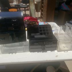 7 Makeup Dividers 