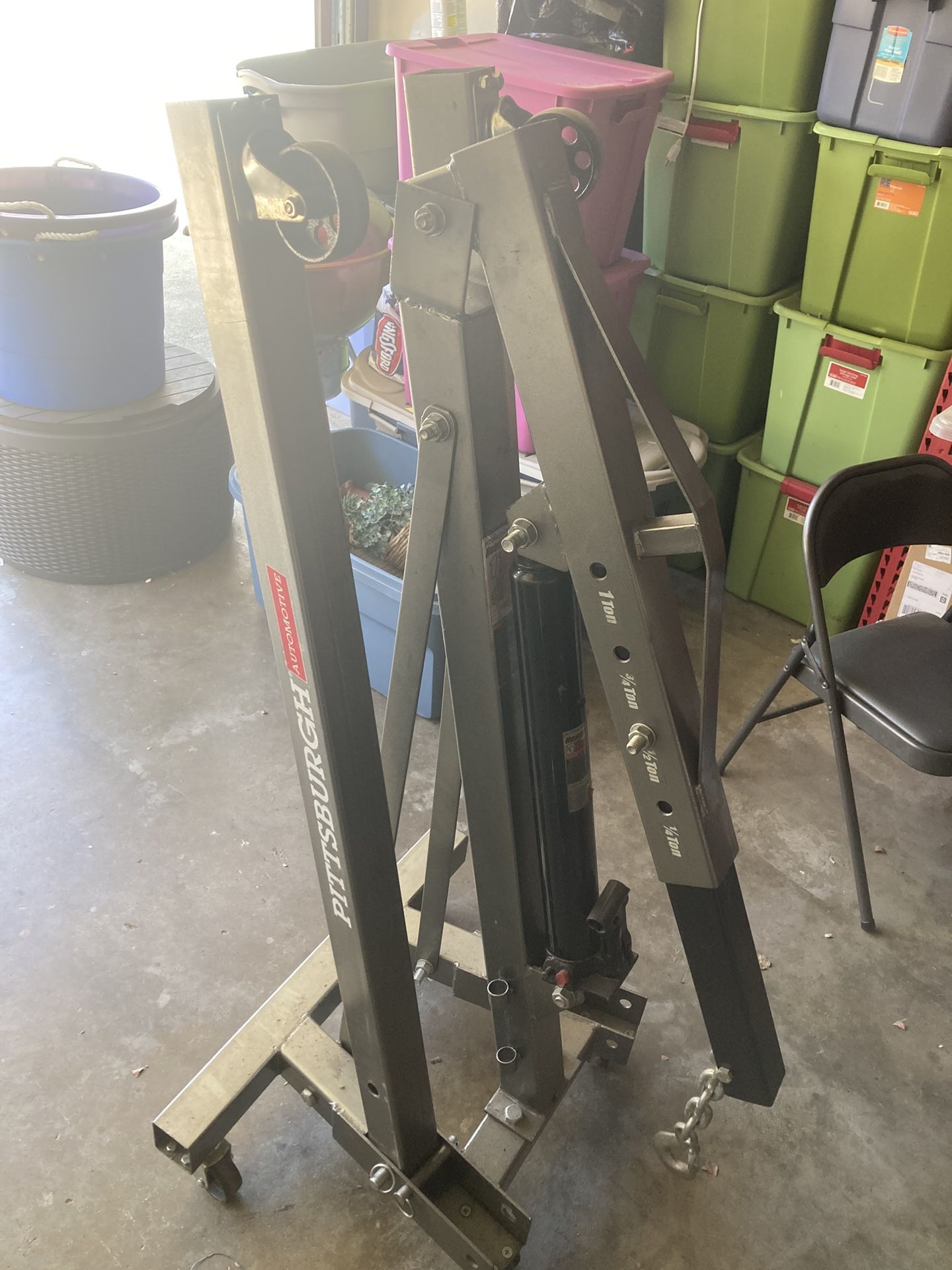 Pittsburgh 3 Ton Engine Hoist