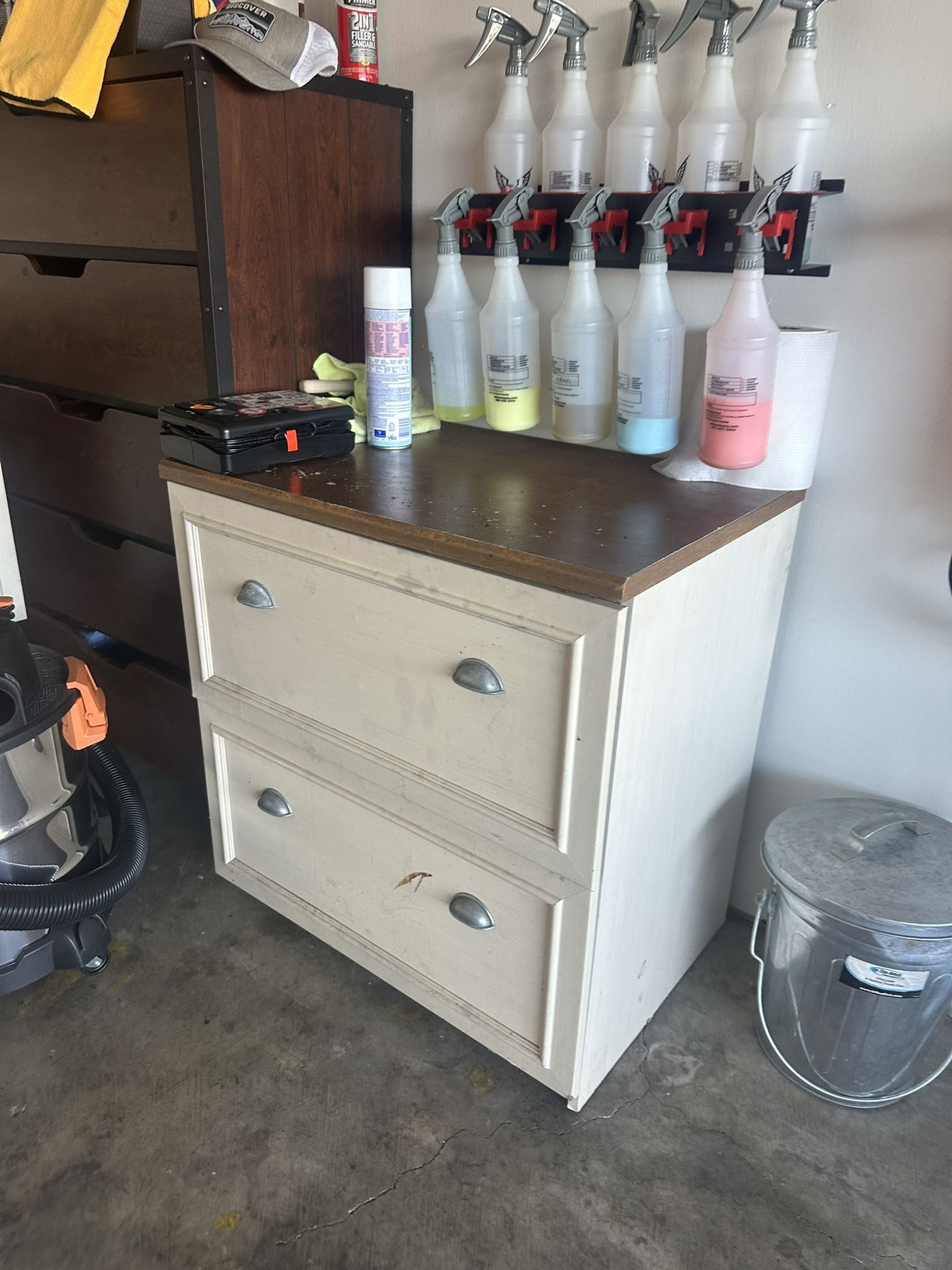 2 Filing Cabinets