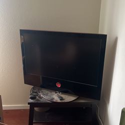 42 Inch LG TV