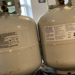 Empty Tanks 