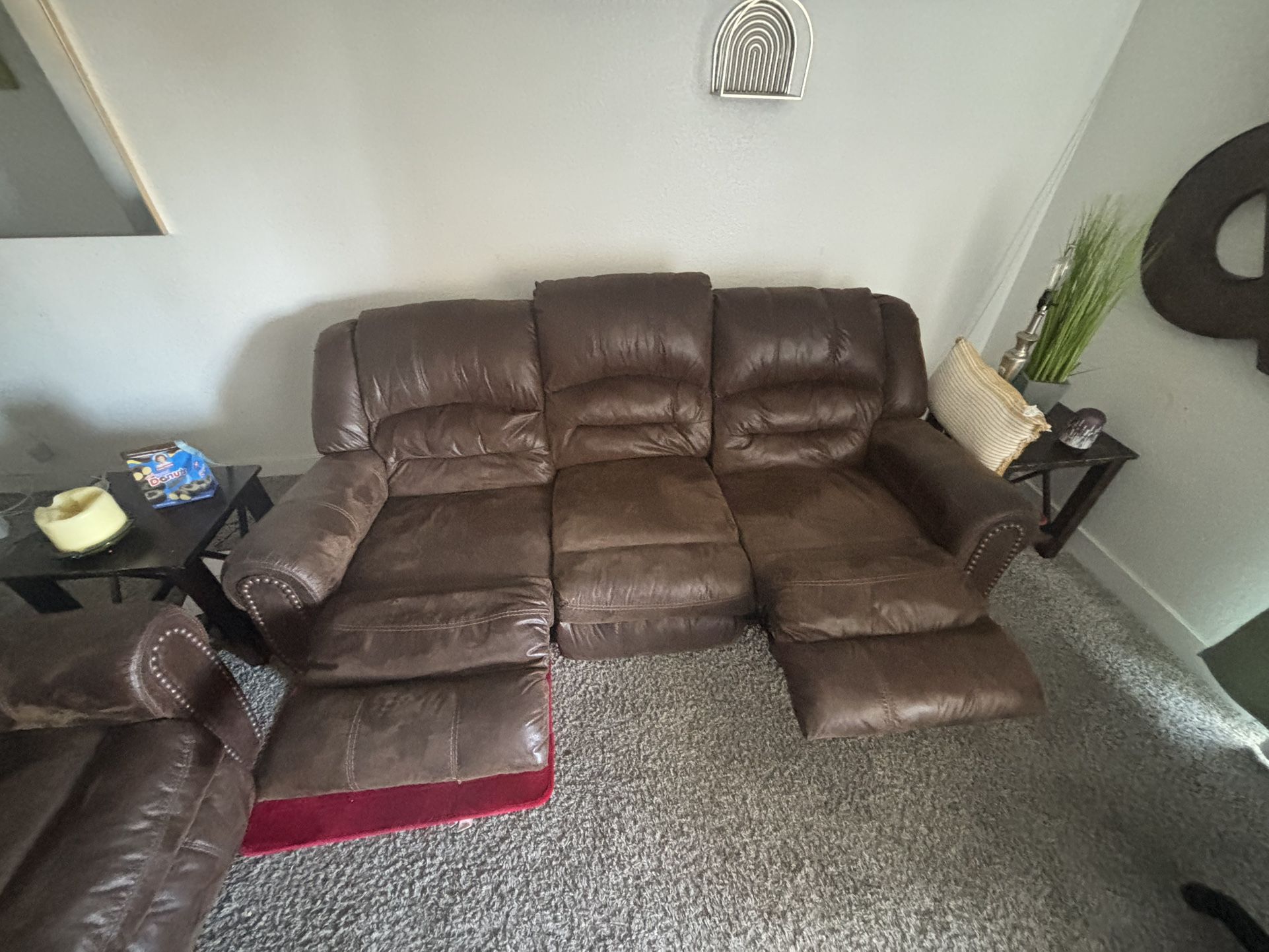 2 Couch Recliners