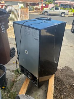 Portable Fridge Black