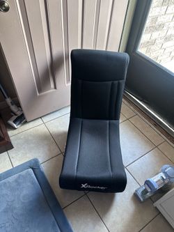 Gamer chair (no cord)