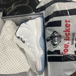 Jordan 11s 